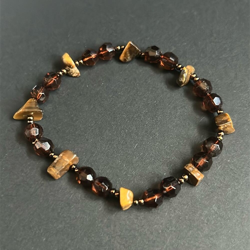 Women’s vintage brown/gold tone gemstone‎ beaded bracelet one size stretches